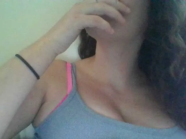 Live sex webcam photo for summerlynnn #269043079