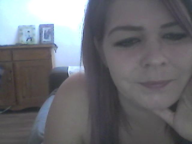 Live sex webcam photo for chloe1995 #269053334