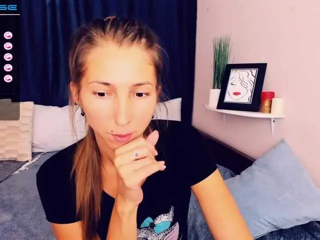 Live sex webcam photo for xprettyass #269074379