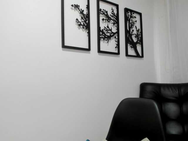 Live sex webcam photo for ZAMMARA #269079294