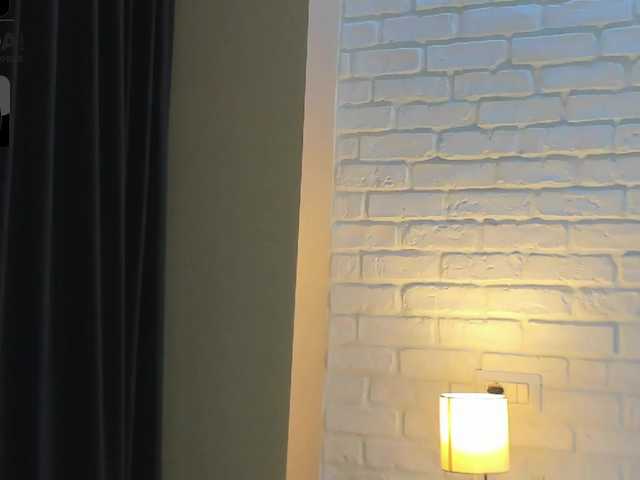 Live sex webcam photo for KimmyMorgan #269063662