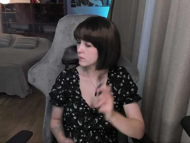 Live sex webcam photo for AsakiSen7 #269073350