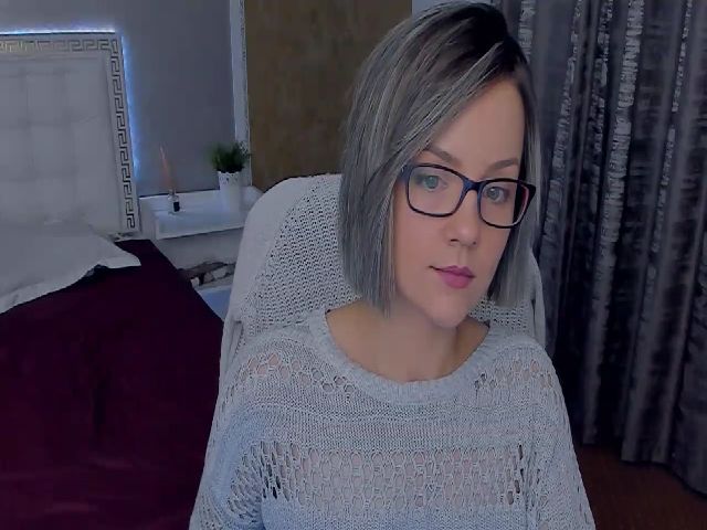 Live sex webcam photo for TiffanyRioxxx #269082931