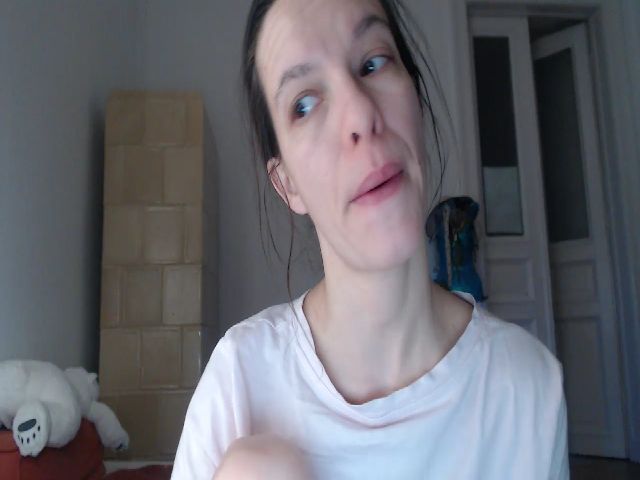 Live sex webcam photo for PetitePinkie #269083866