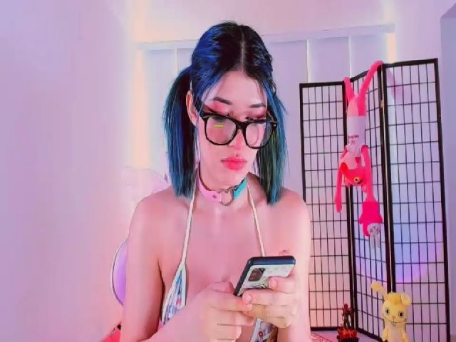 Live sex webcam photo for Agostinha_Red #269075794