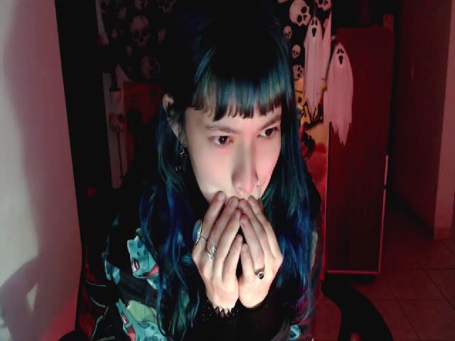 Live sex webcam photo for umaru_michae #269065207