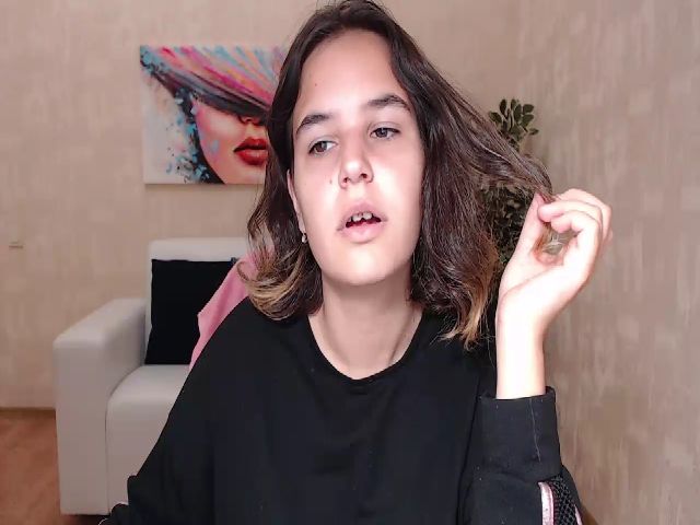 Live sex webcam photo for Erin_Holmes #269072861