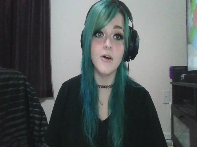 Live sex webcam photo for FloraSky #269067033