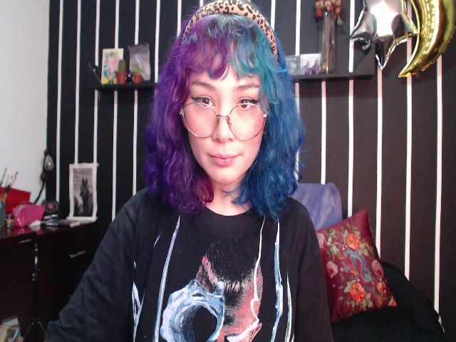 Live sex webcam photo for VelvetyBlue #269067031