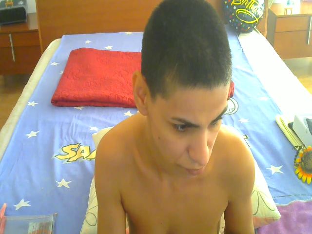 Live sex webcam photo for SONYABRUNETTE #269076816