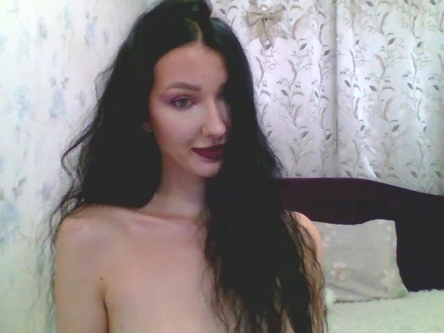 Live sex webcam photo for GirlPlayy #269083597