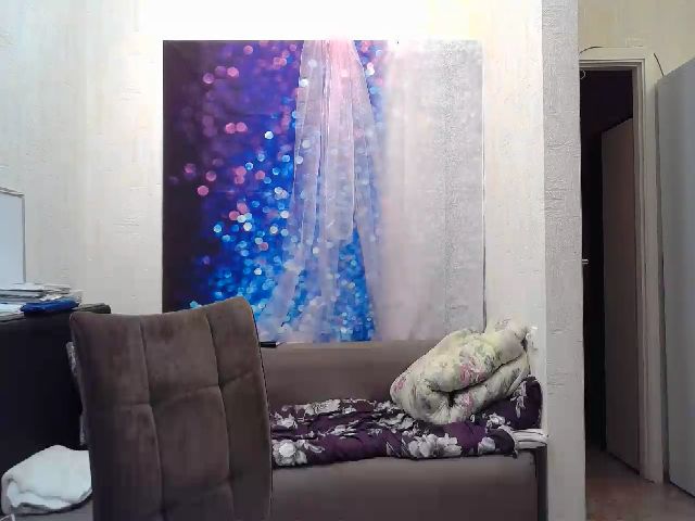 Live sex webcam photo for AzizaRed #269084062