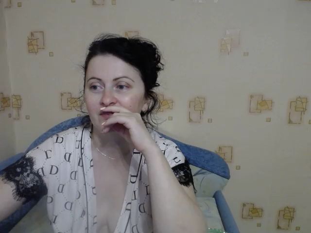 Live sex webcam photo for Alice2005 #269063132