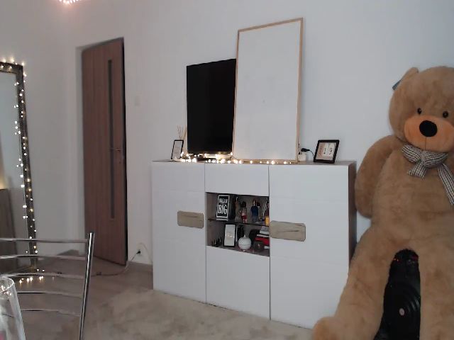 Live sex webcam photo for Anyaa_ #269083369
