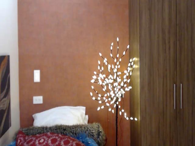 Live sex webcam photo for Forevermanu #269073832