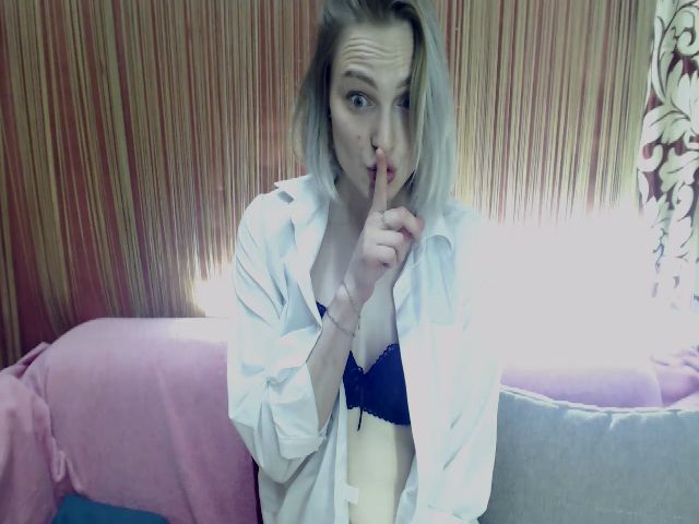 Live sex webcam photo for NoNameGirle #269066384