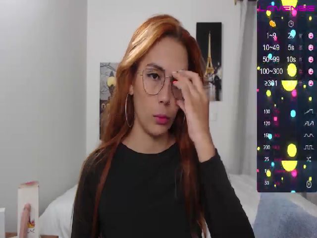 Live sex webcam photo for Alessiafioore #269074871