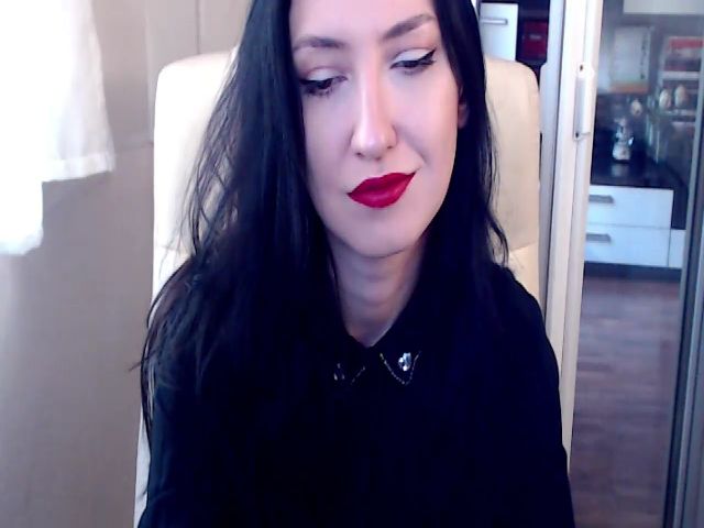 Live sex webcam photo for MistressNadia #269070670