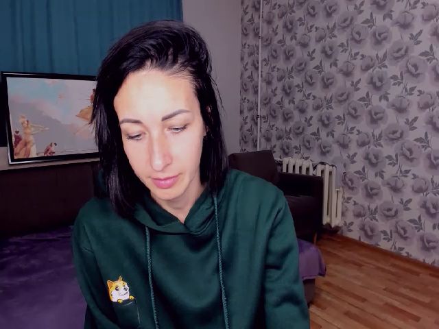 Live sex webcam photo for DorothyRoze #269077658