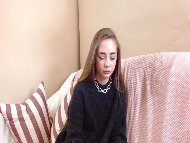 Live sex webcam photo for LinaSierra #269068631