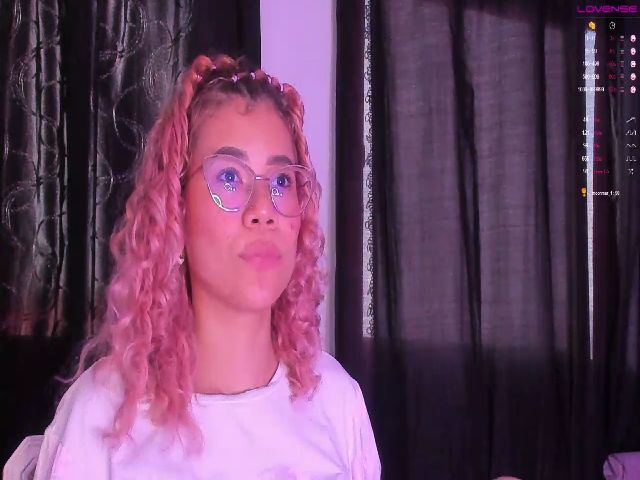 Live sex webcam photo for Johabennet_ #269083137