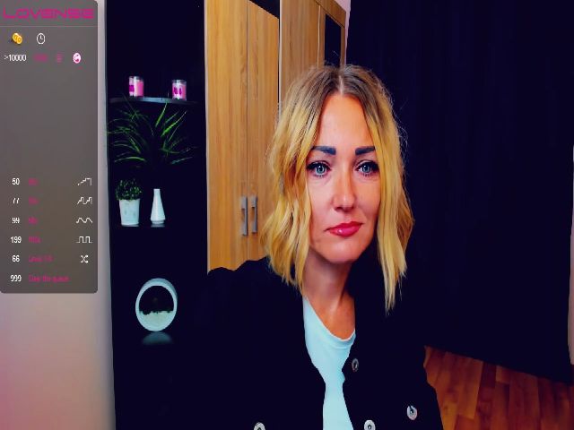Live sex webcam photo for SecretDream #269070088