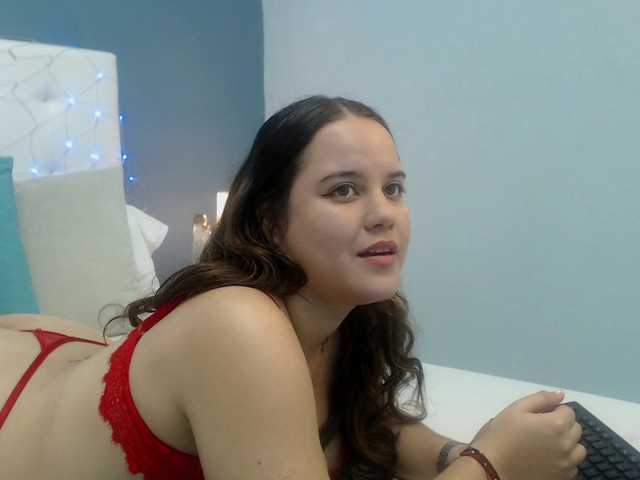Live sex webcam photo for karleymoore #269079666