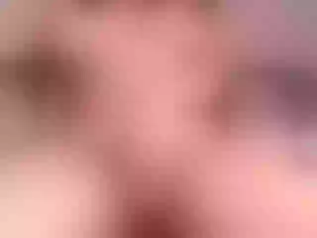 Live sex webcam photo for Luu-queen #269069074