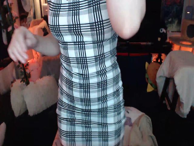 Live sex webcam photo for KittyPogz #269067554