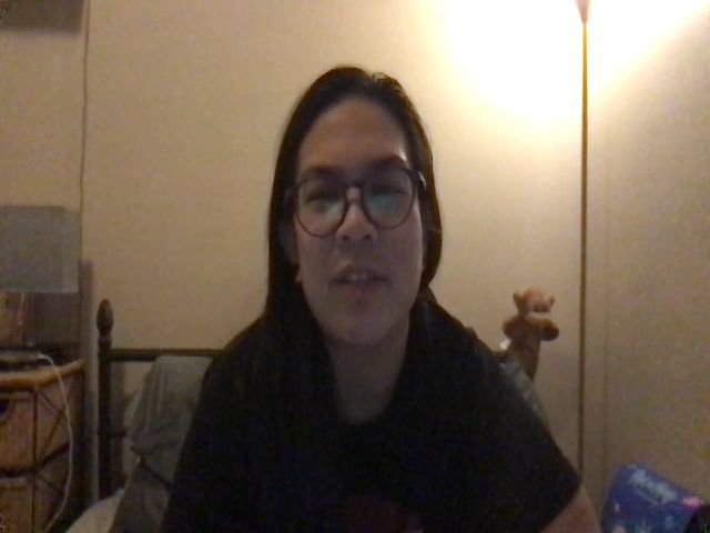 Live sex webcam photo for Gennygirl420 #269065894