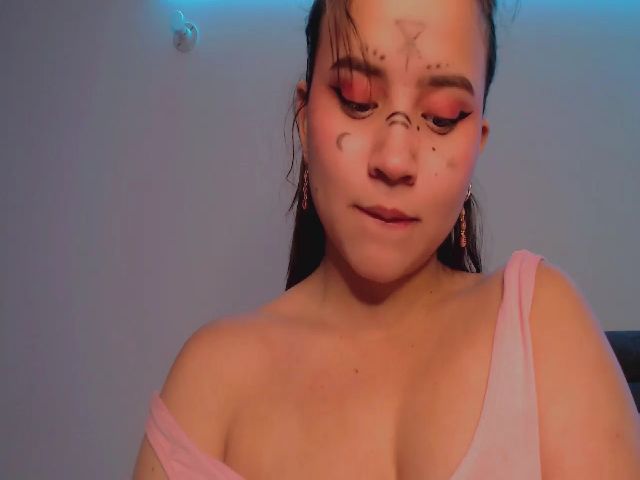 Live sex webcam photo for Amberheart1 #269068460