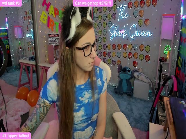 Live sex webcam photo for BirthdayShark #269065502