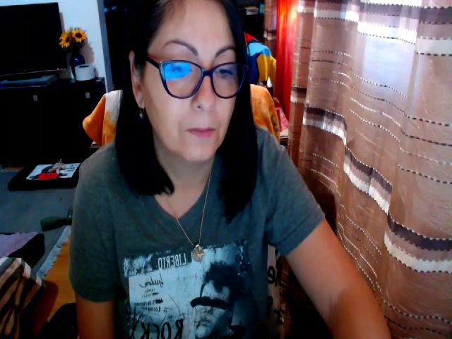 Live sex webcam photo for Ella_Sunshine #287890710