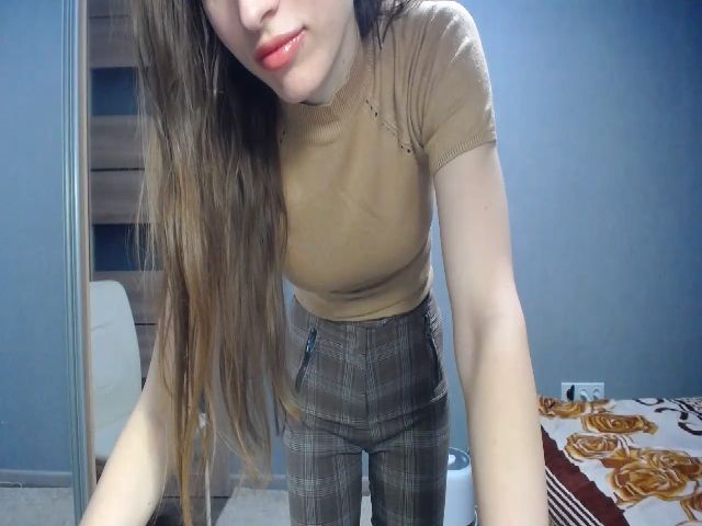 Live sex webcam photo for RunawayMilly #269063067