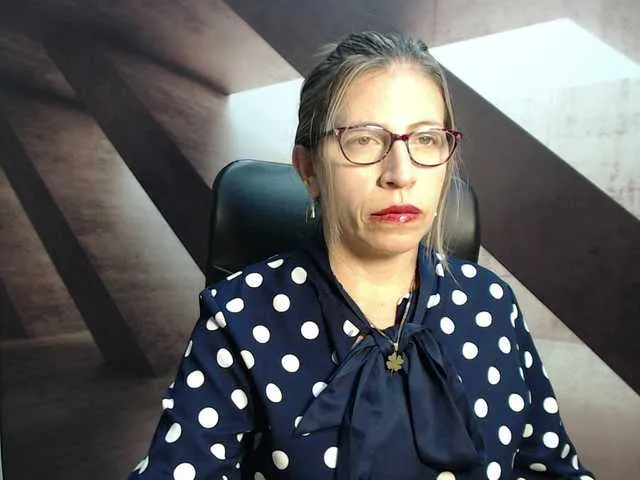 Live sex webcam photo for maturehot-1 #269101299