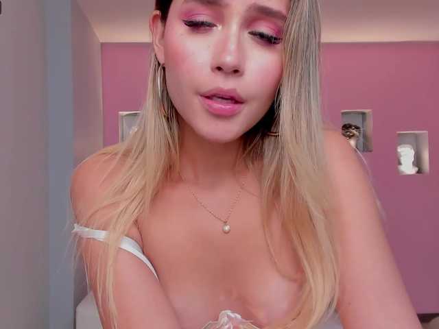 Live sex webcam photo for IbizaX #269085110