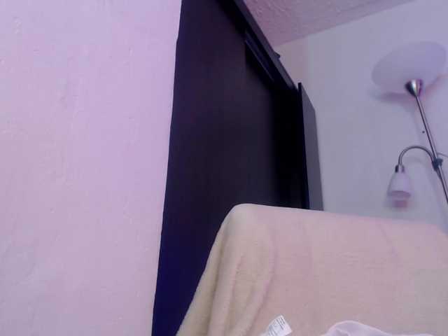 Live sex webcam photo for aryalee #269090670