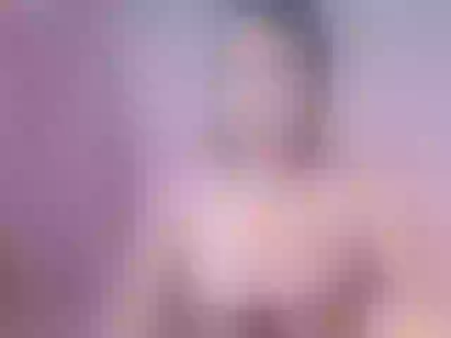 Live sex webcam photo for AliceRoseX #269091031