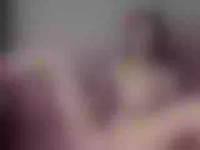 Live sex webcam photo for Lilhappiness #269090412