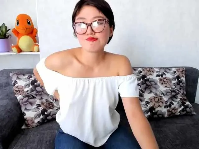 Live sex webcam photo for YukoHayade #269090465