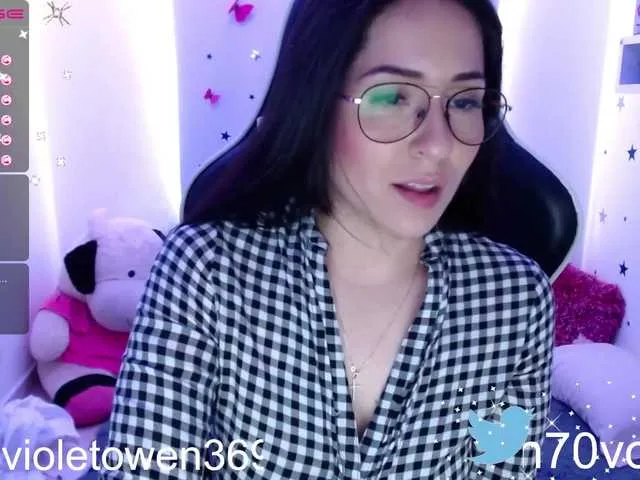Live sex webcam photo for VioletOwen #269101097