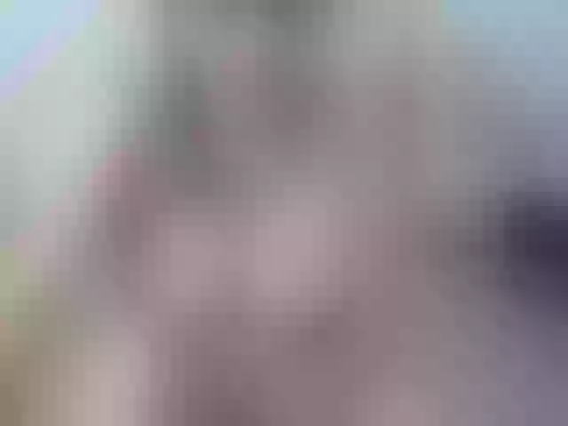 Live sex webcam photo for GwenBurkey #269101186