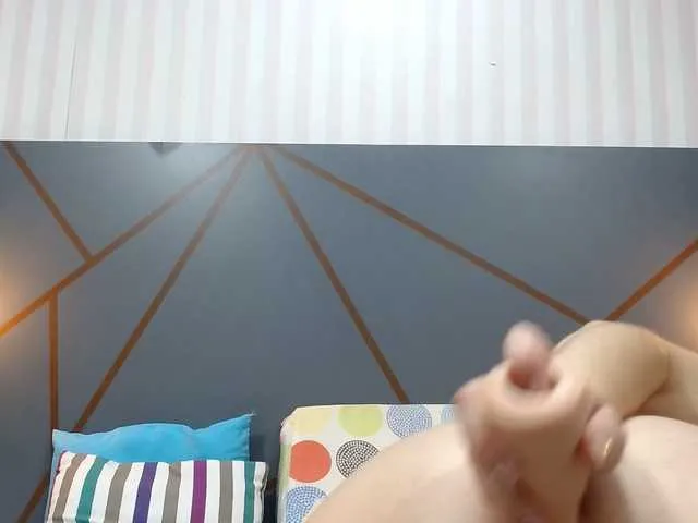 Live sex webcam photo for AliceBraga #269101256