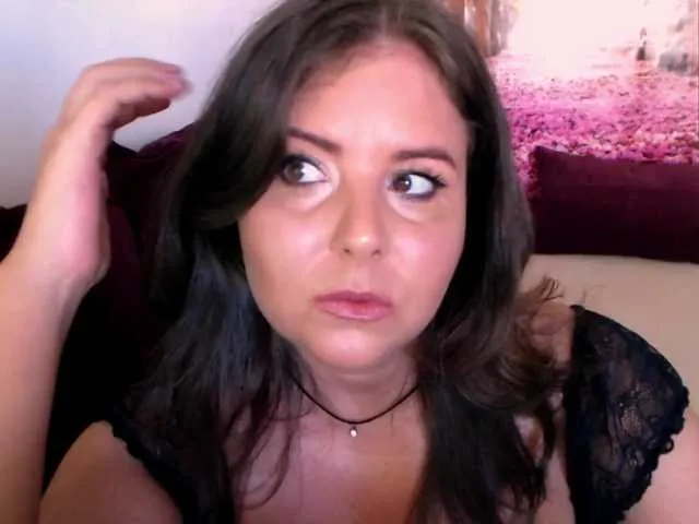 Live sex webcam photo for sofialiuba #269101067
