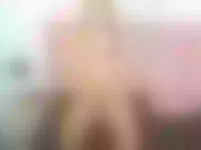 Live sex webcam photo for SamanthaDoll #269101771
