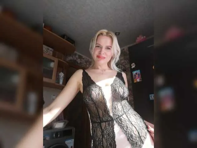 Live sex webcam photo for CathyPretty #269095041