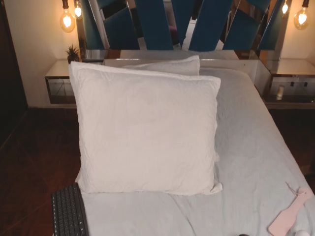 Live sex webcam photo for Rouse_bennett #269097757