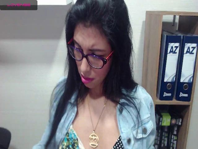 Live sex webcam photo for Bunny_Naugthy #269102350