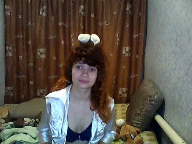 Live sex webcam photo for LesyaSweet #269085470