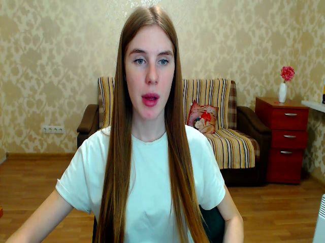 Live sex webcam photo for Vesnyshka #269100181